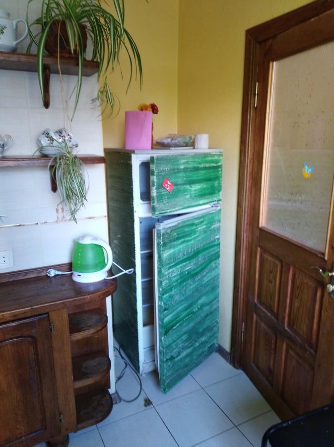 Apartment On Voli Avenue 21 Lutsk Luaran gambar